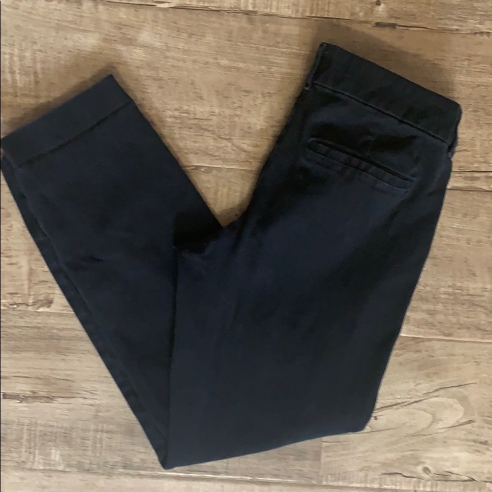 Old Navy Pixie Ankle pants Black size 4